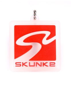 Alternative view of SKUNK2 RACETRACK KEYCHAIN
